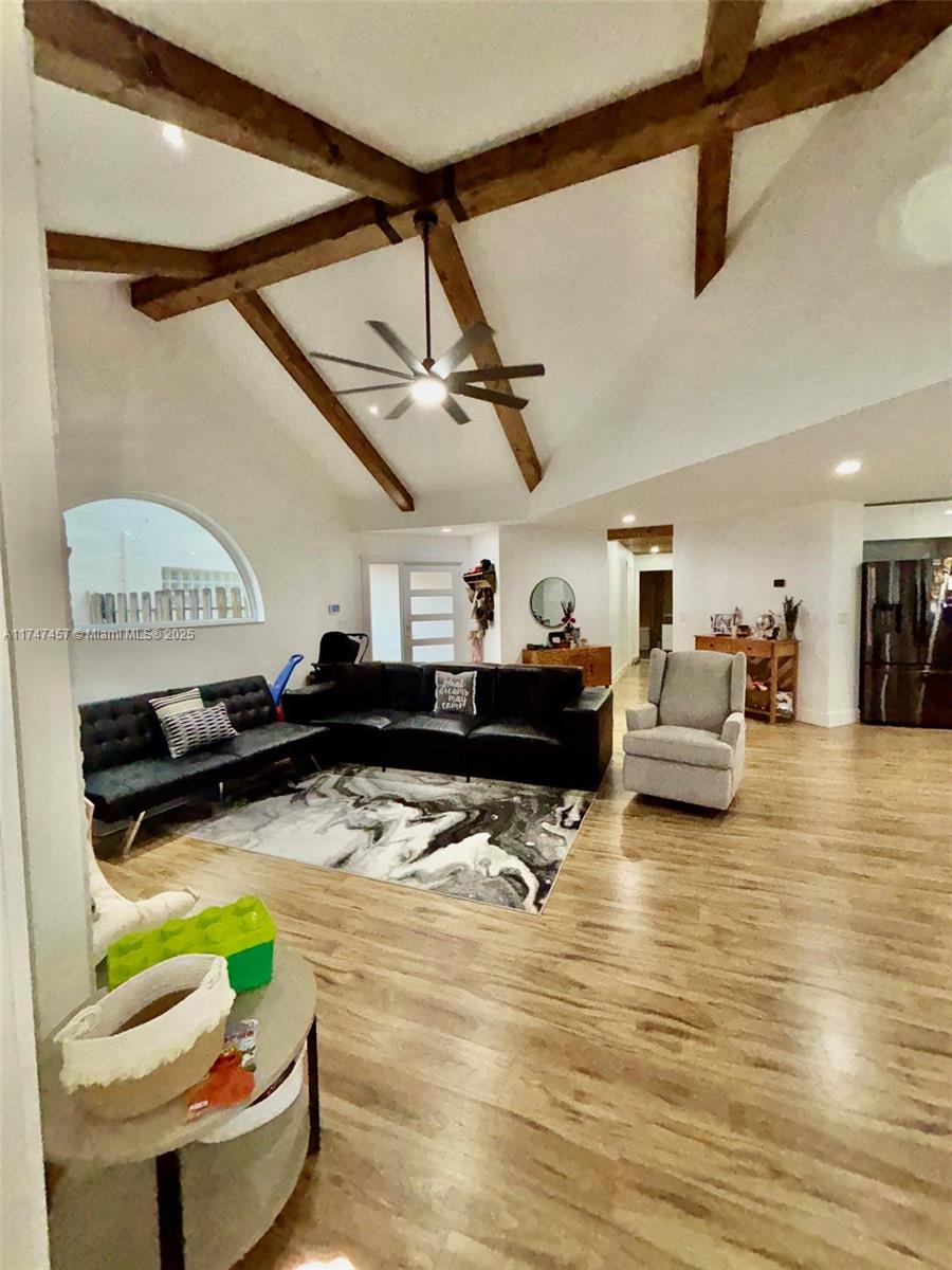 JACARANDA - Residential