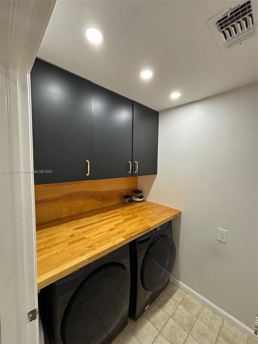 JACARANDA - Residential