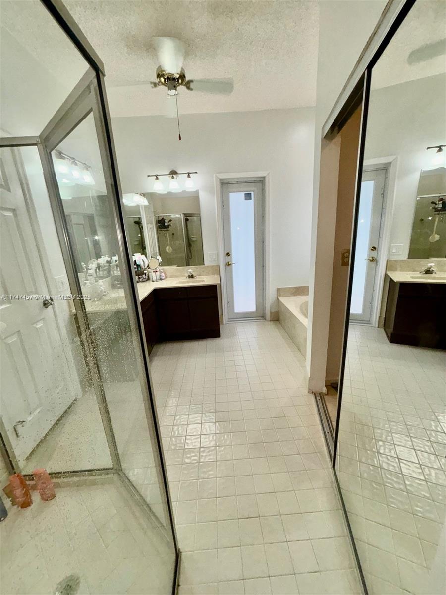 JACARANDA - Residential