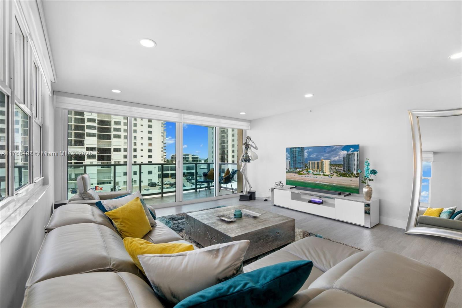 2501 S Ocean Dr 536