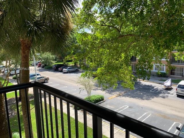 EDGEWATER CONDO - Residential Lease