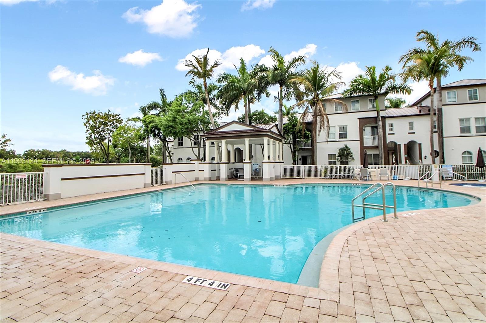 COURTYARDS TWO CONDO - Residential