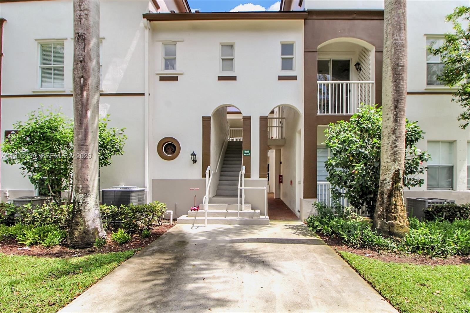 COURTYARDS TWO CONDO - Residential