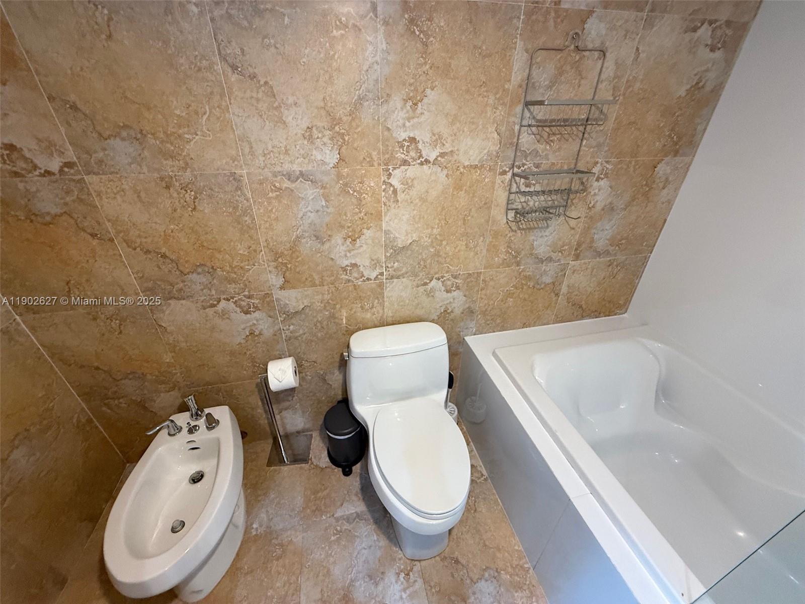 FLAMINGO SOUTH BEACH I CO - Residential Lease