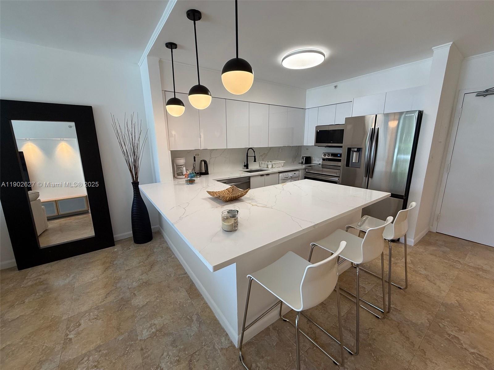 FLAMINGO SOUTH BEACH I CO - Residential Lease