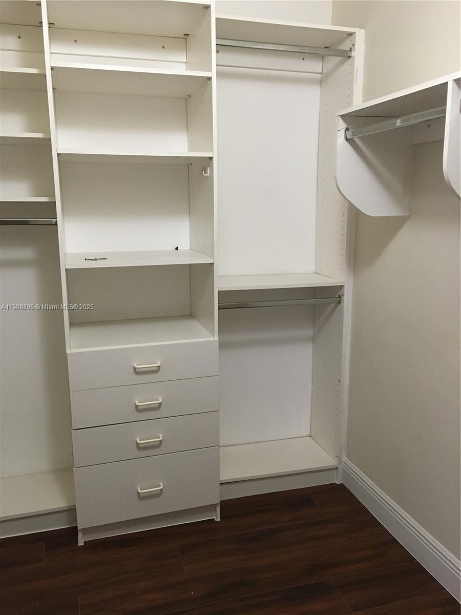 DORAL GREENS - Residential Lease