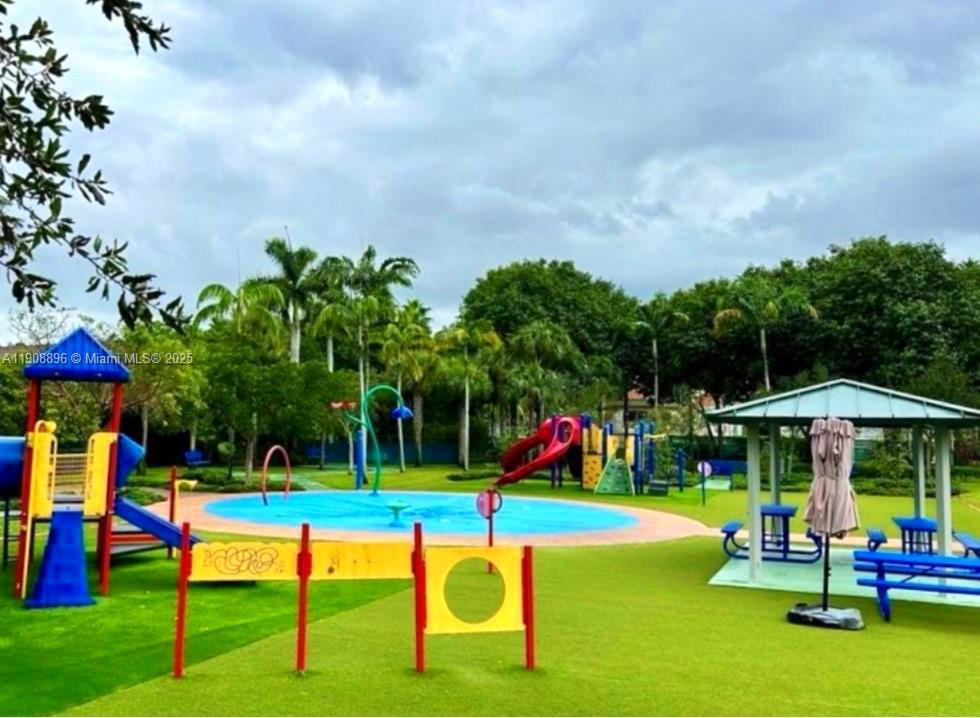 DORAL GREENS - Residential Lease