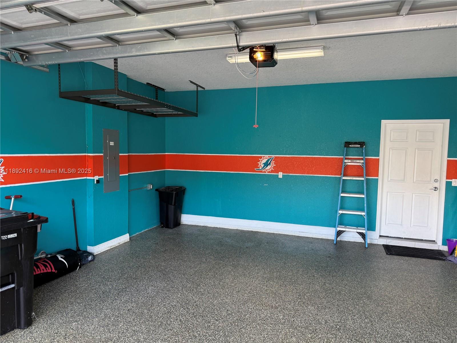 VIZCAYA FALLS PLAT 1 - Residential Lease