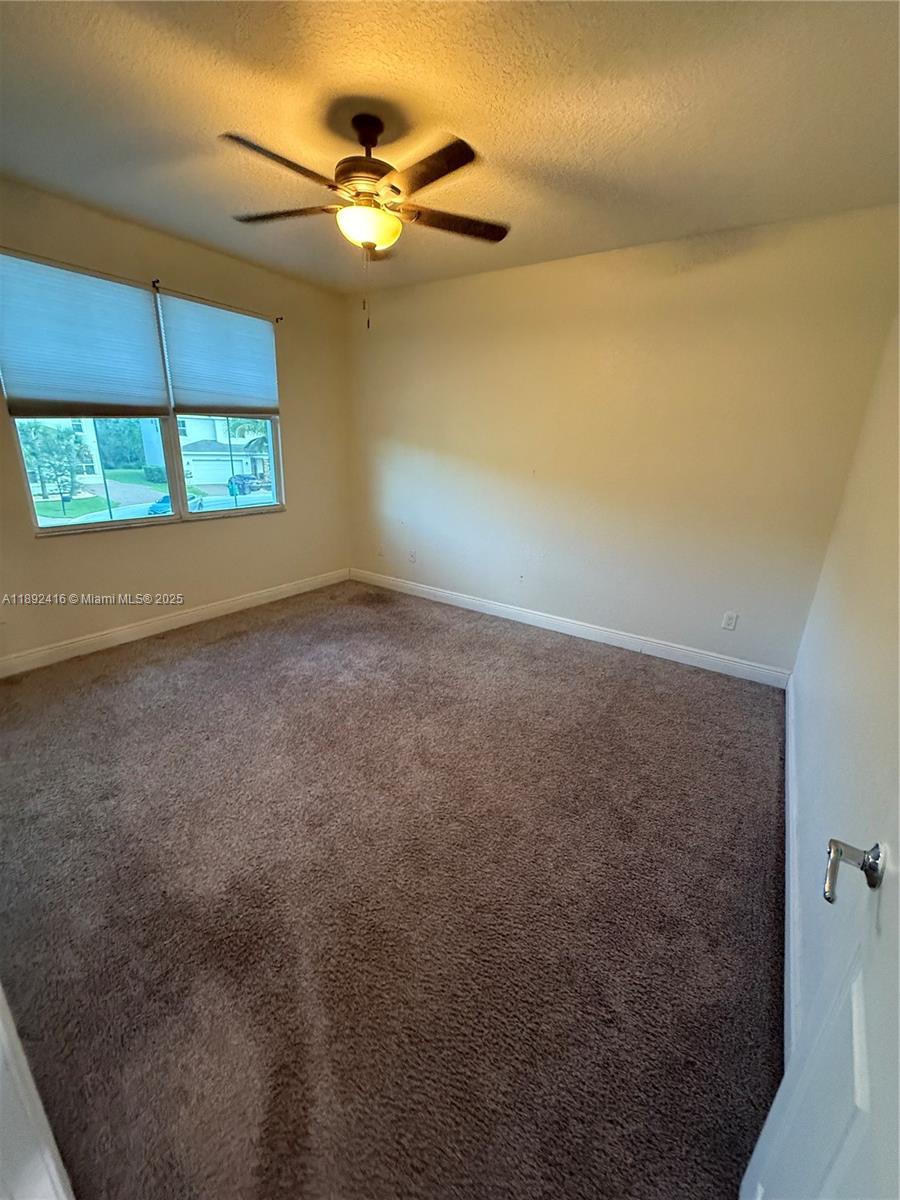 VIZCAYA FALLS PLAT 1 - Residential Lease