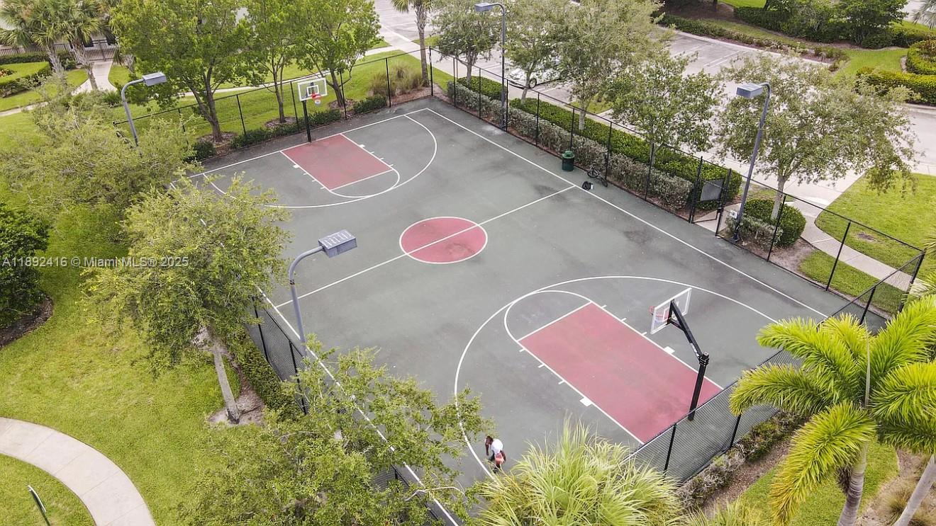 VIZCAYA FALLS PLAT 1 - Residential Lease