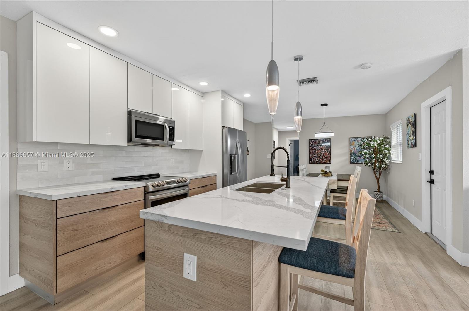 ALTA VISTA TERRACE - Residential