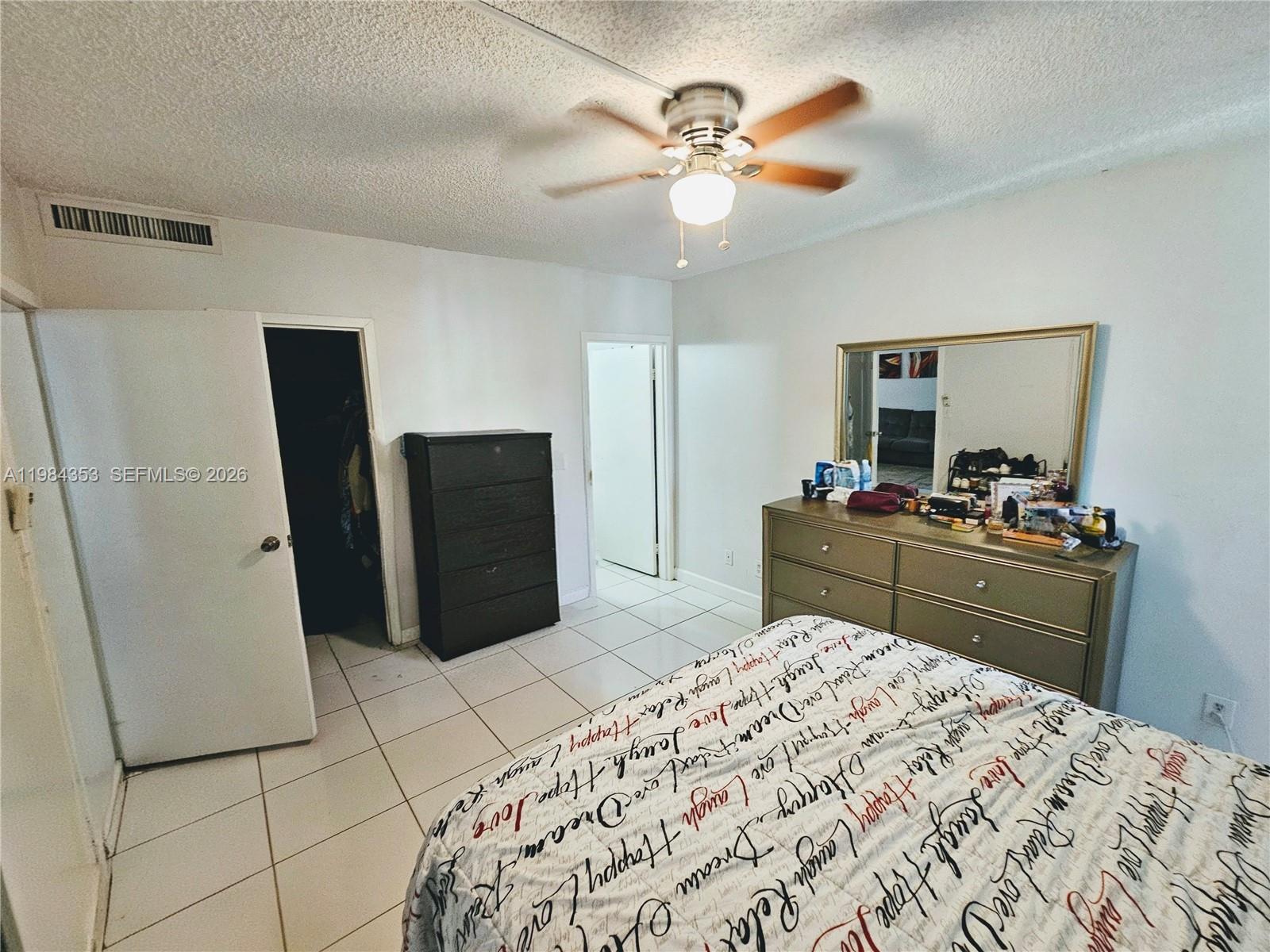 GREENGLADES CONDO II - Residential Lease