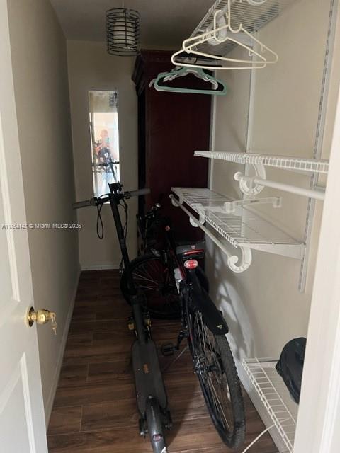 HAMPTON COURT CONDO - Residential