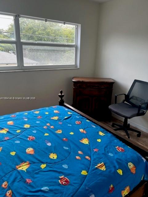 HAMPTON COURT CONDO - Residential