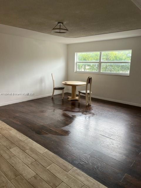 HAMPTON COURT CONDO - Residential