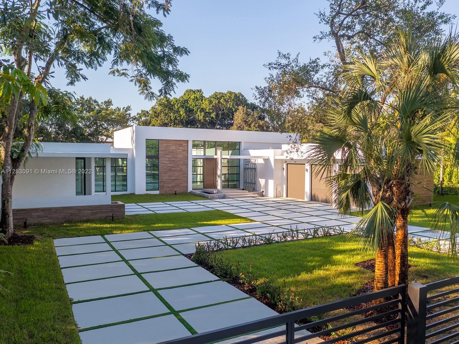 HELMS COUNTRY ESTATES RE- - Residential