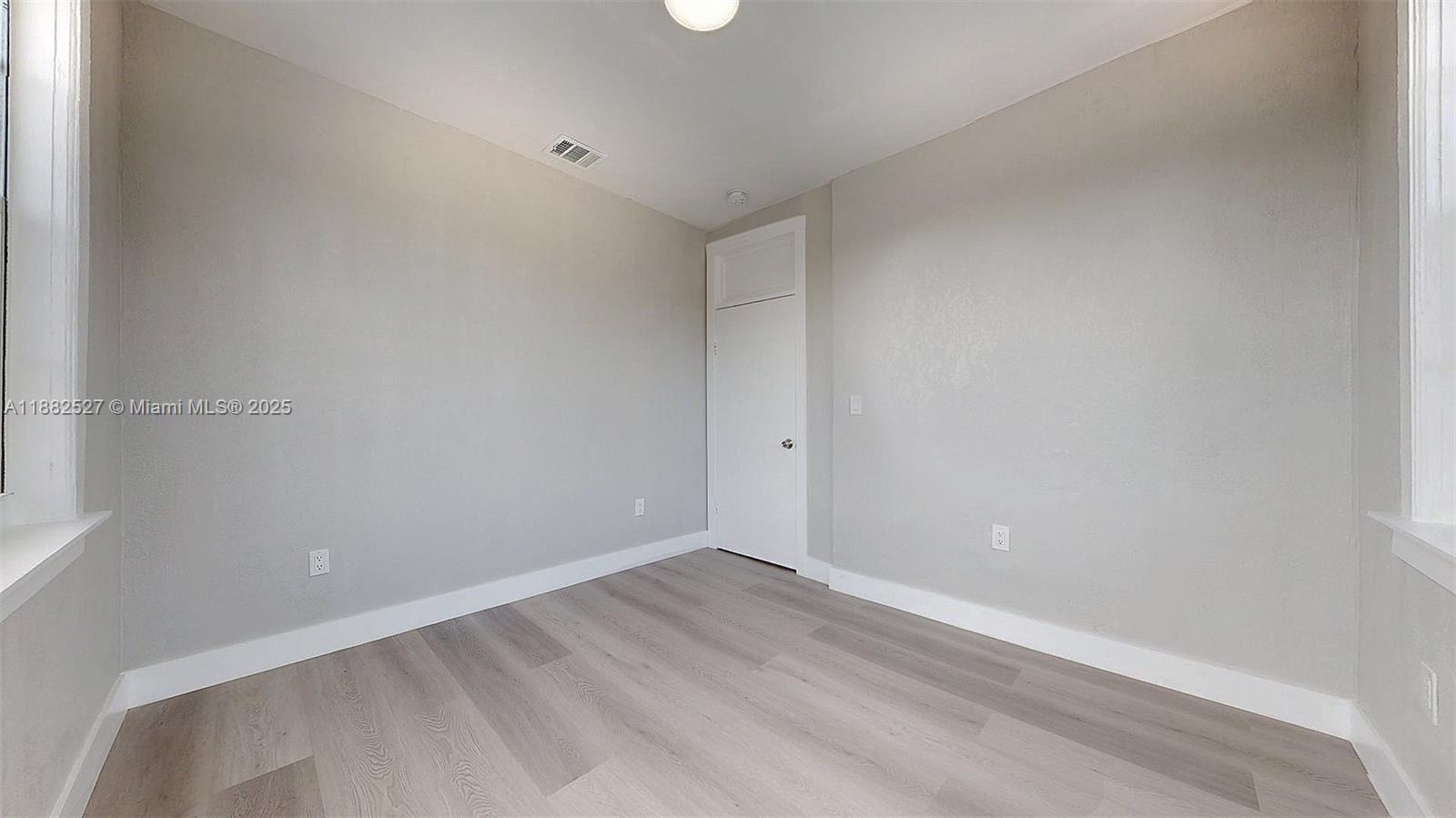 PORTLAND PLACE - Residential Lease