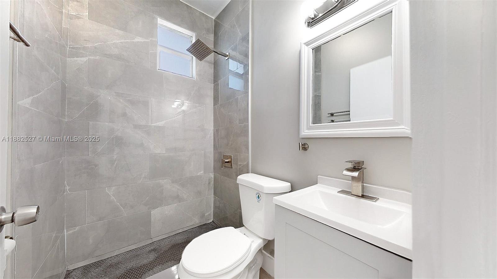 PORTLAND PLACE - Residential Lease