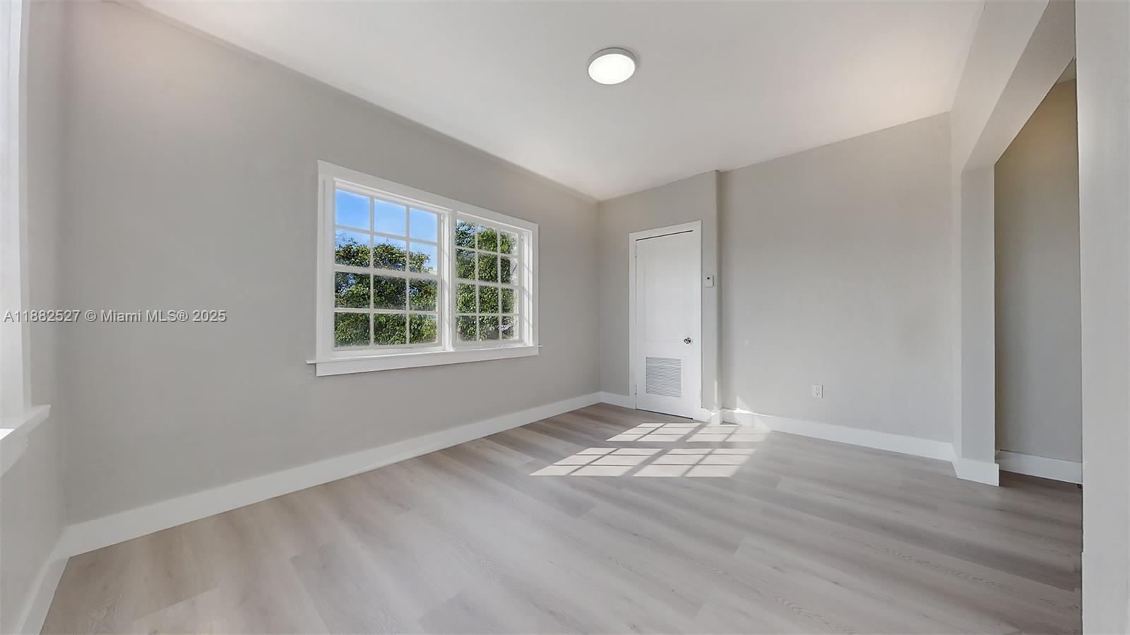 PORTLAND PLACE - Residential Lease
