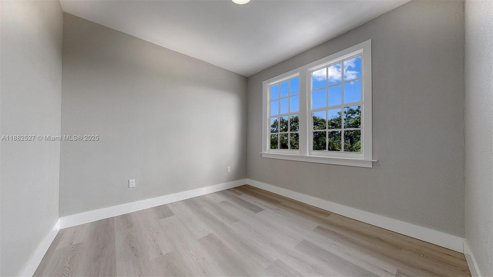 PORTLAND PLACE - Residential Lease