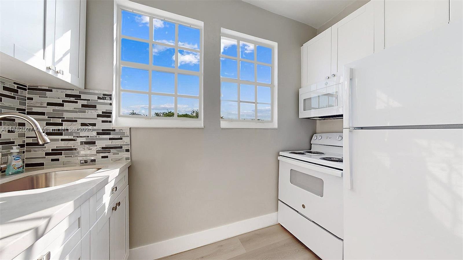 PORTLAND PLACE - Residential Lease