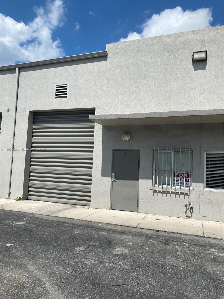 1080 SQF warehouse for rent, with office space and air conditioning (just the office), two parking spaces, 1 bathroom, good location next to the Turnpike. Complex with security. Due to association requirements, they do not allow dealers and bodyshops or mechanics. For showing please contact the listing agent. Only 1 month deposit and 1st month of rent.
Application to the association is $150