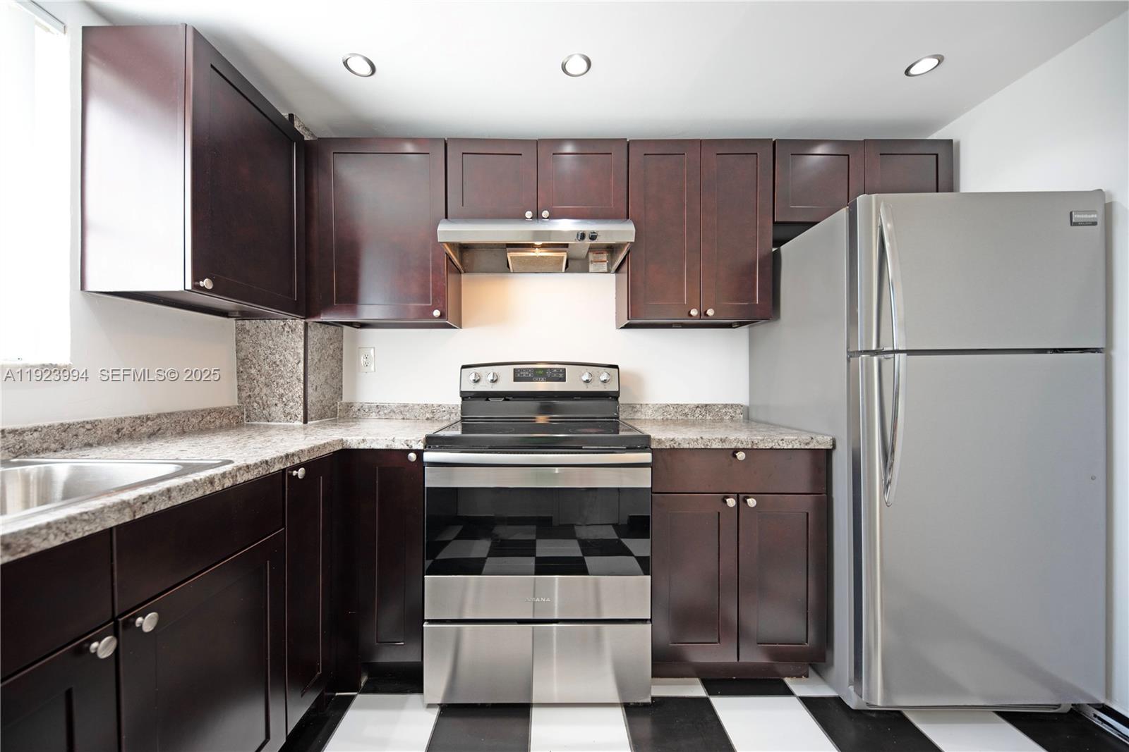 41ST STREET BUSINESS SUB - Residential Lease