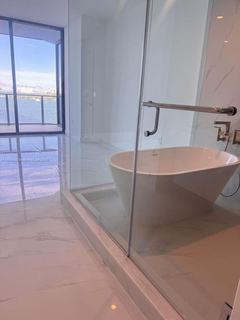 Aria Reserve Miami - Residential Lease