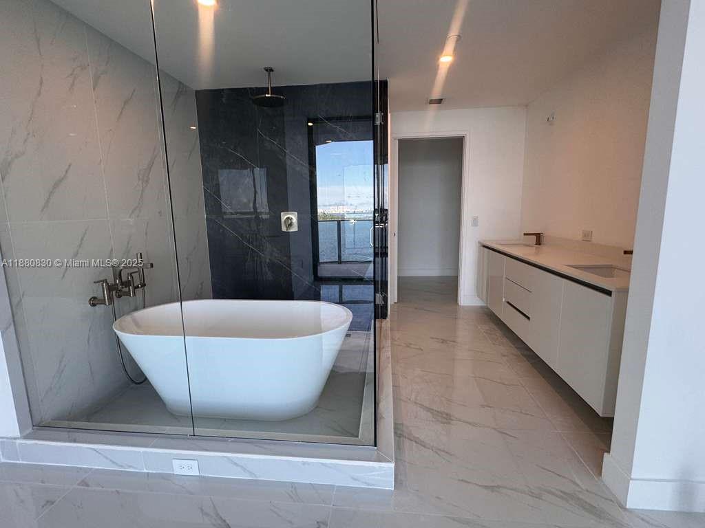 Aria Reserve Miami - Residential Lease