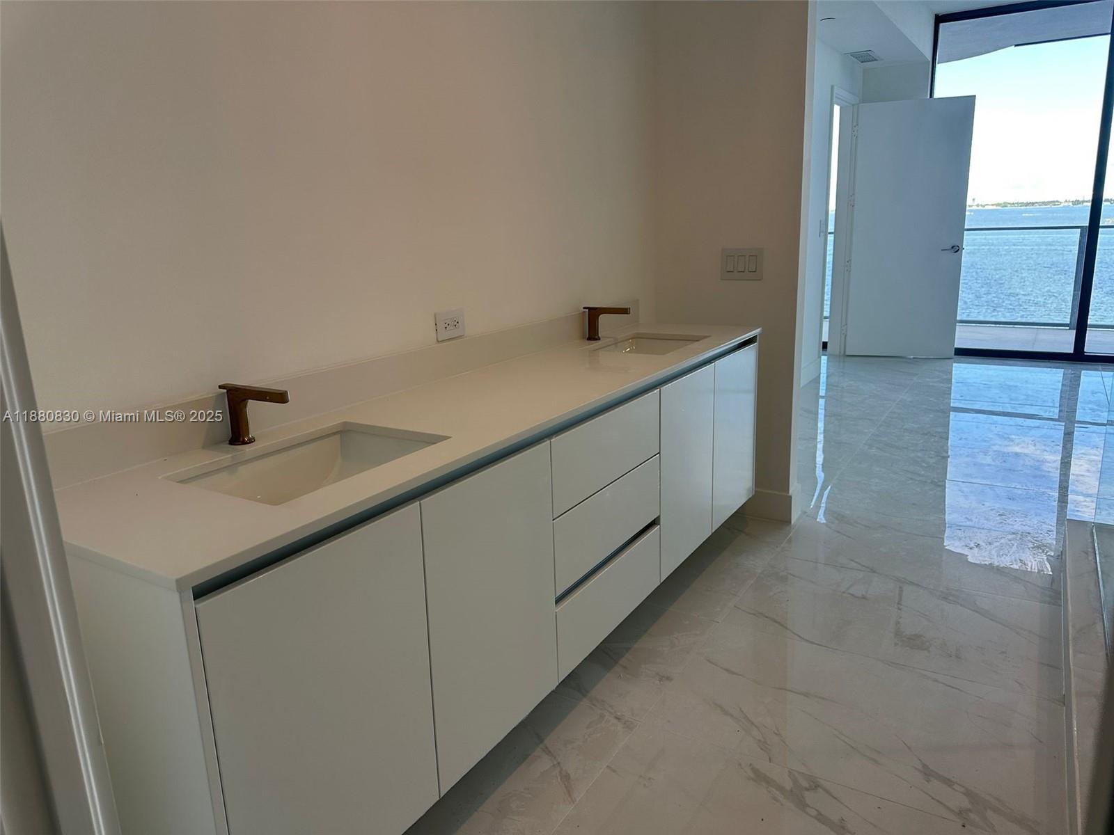Aria Reserve Miami - Residential Lease