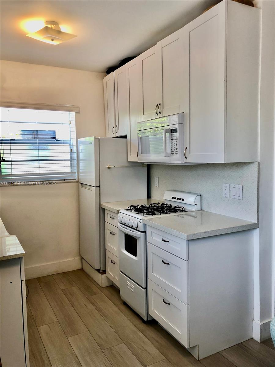 OCEAN SHORE CO-OP APTS IN - Residential
