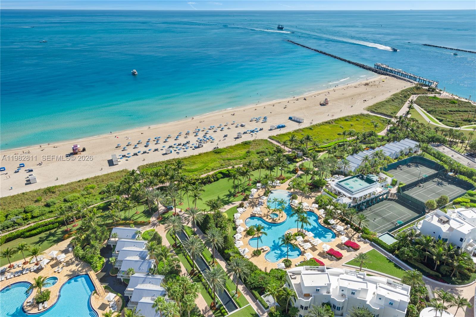 CONTINUUM ON SOUTH BEACH - Residential