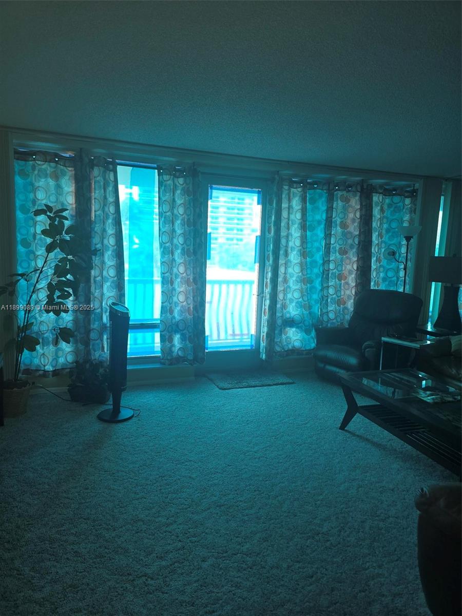 OCEAN CLUB CONDO - Residential Lease