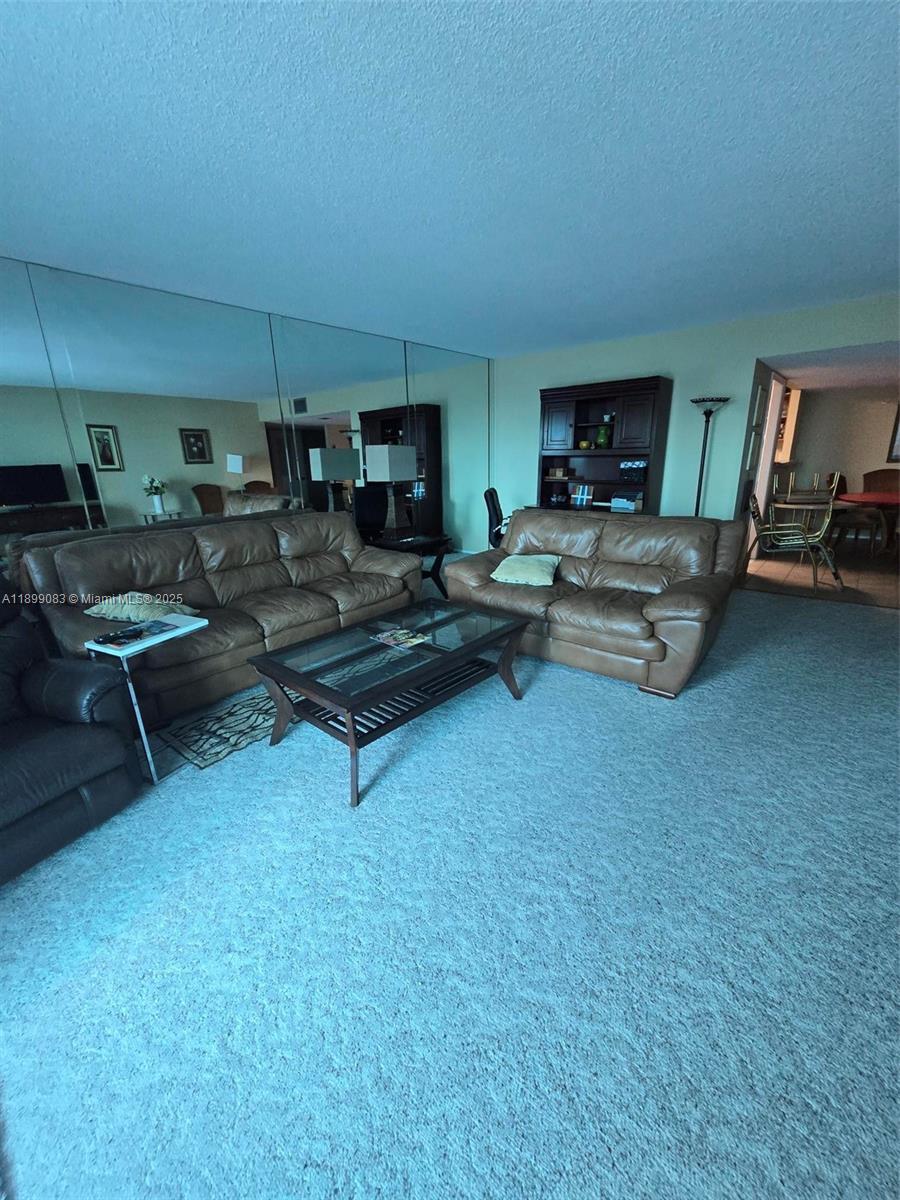 OCEAN CLUB CONDO - Residential Lease