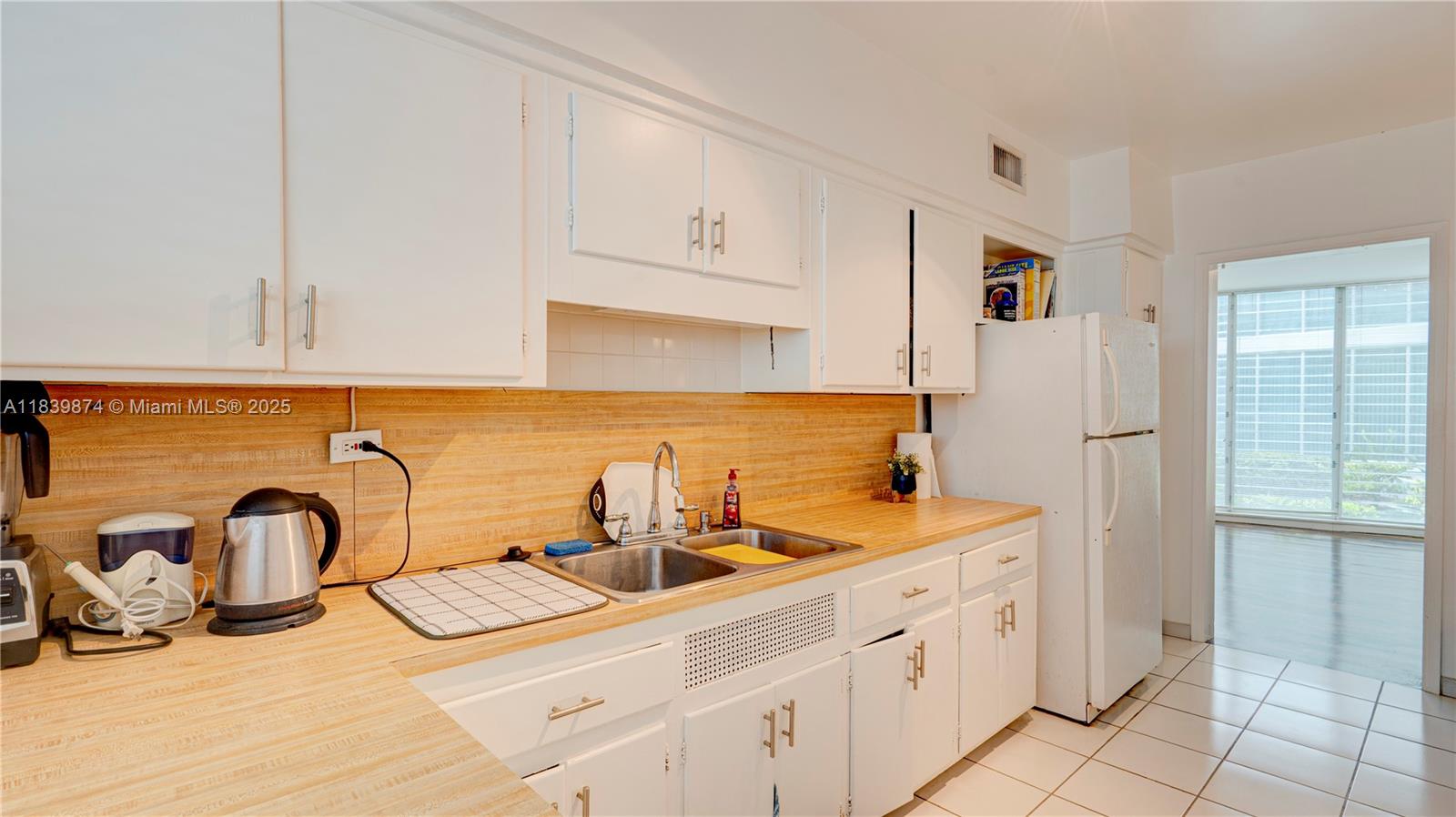 BROWNSTONE CO-OP APTS INC - Residential