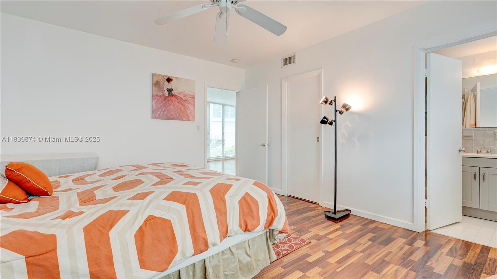 BROWNSTONE CO-OP APTS INC - Residential