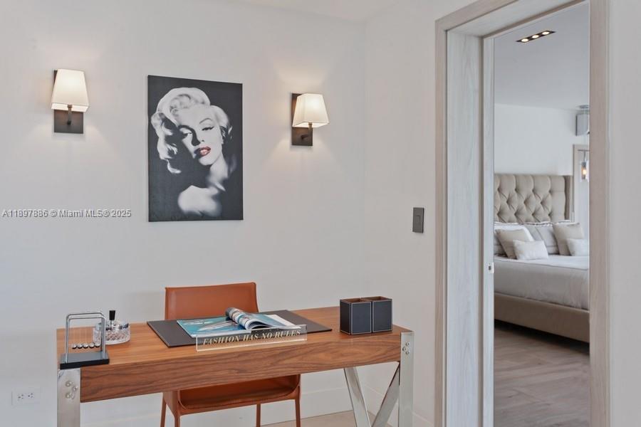 BISCAYNE POINT - Residential Lease