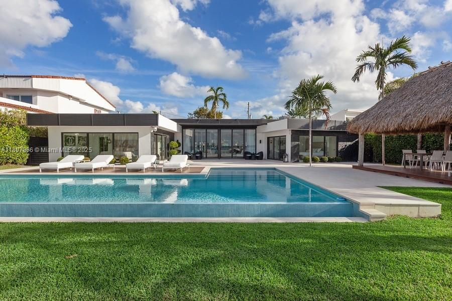 BISCAYNE POINT - Residential Lease