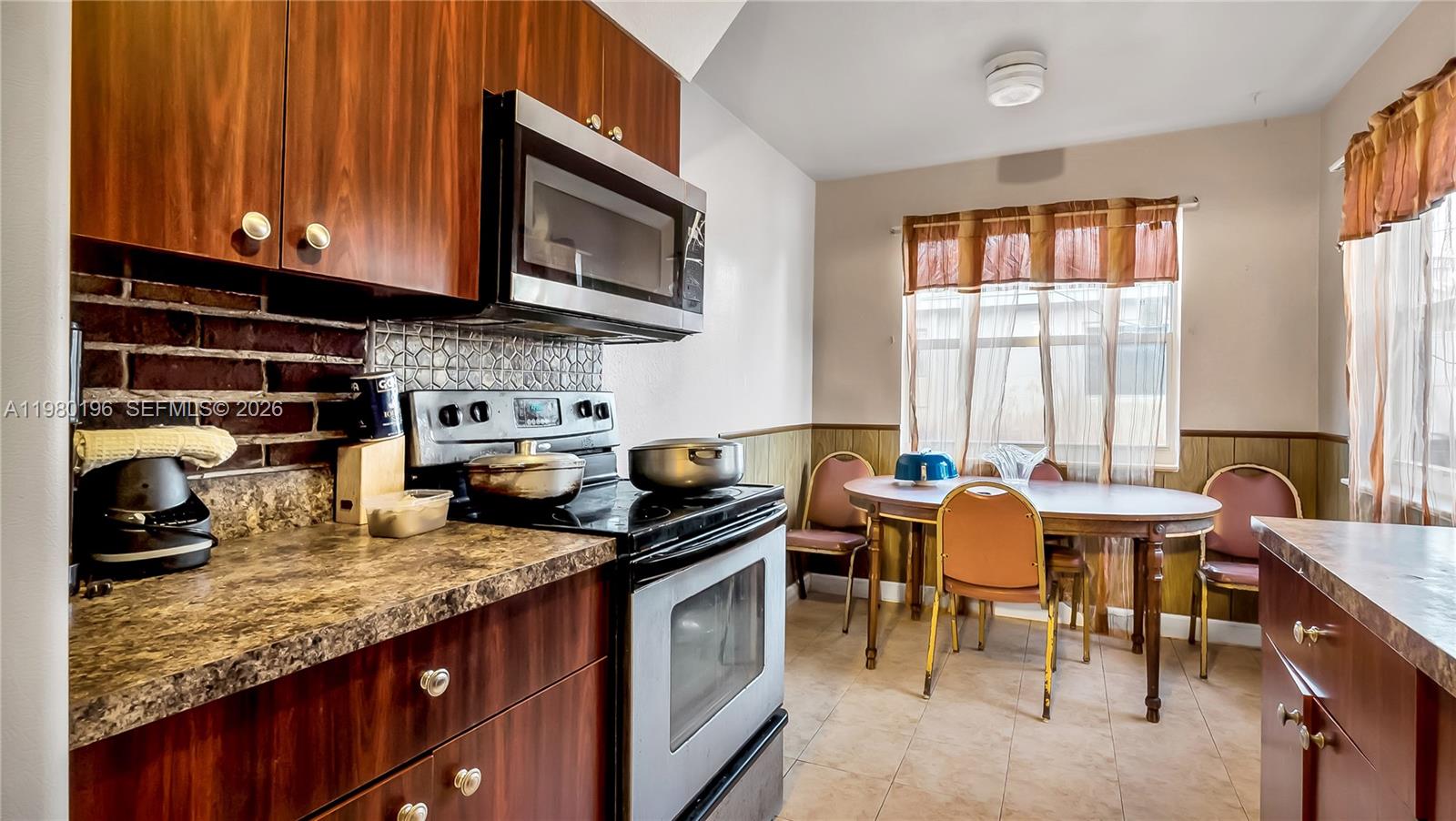 LAUDERDALE LAKES NORTH GA - Residential