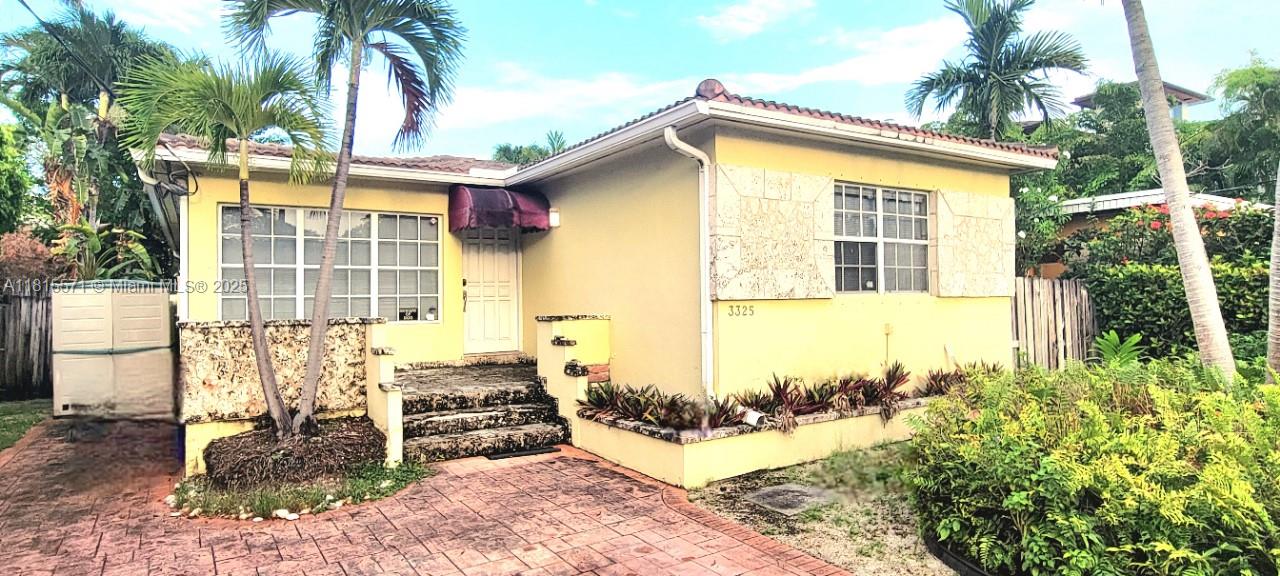 Property for Sale at 3325 Alton Rd, Miami Beach, Miami-Dade County, Florida - Bedrooms: 3 
Bathrooms: 2  - $1,250,000