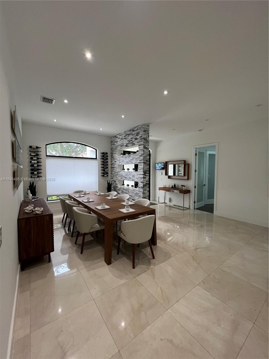 STONERIDGE LAKE ESTATES P - Residential