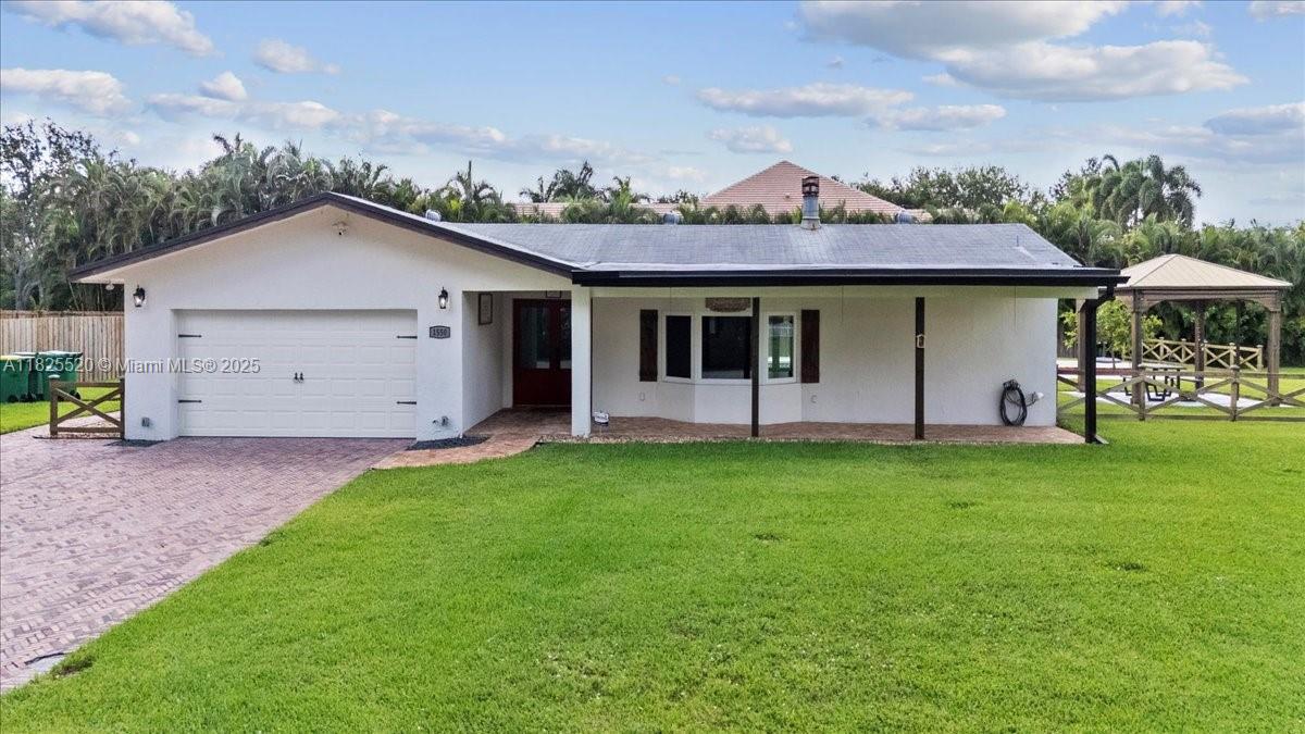 1550 NW 114th Ave