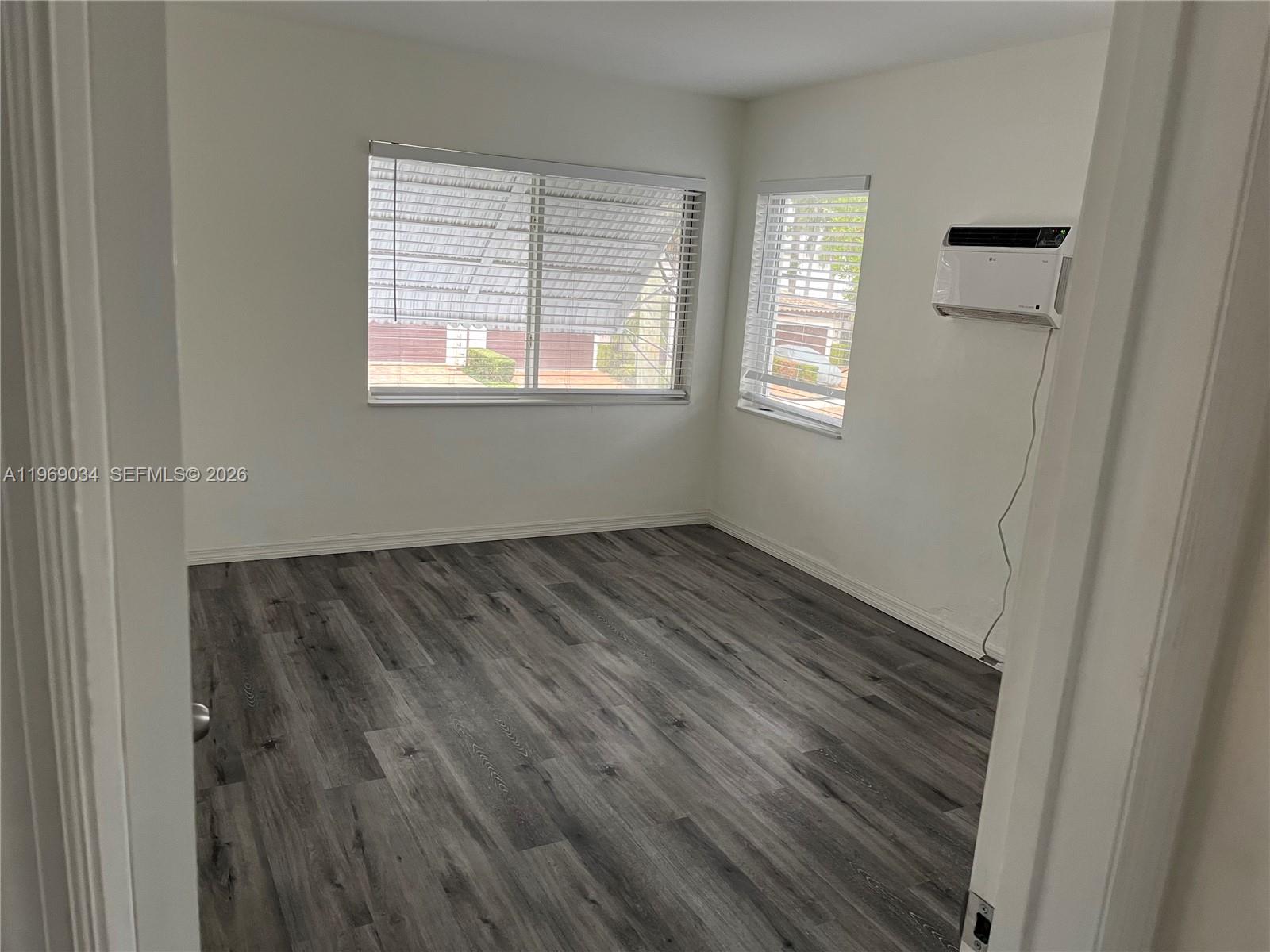 VICTORIA ISLES - Residential Lease