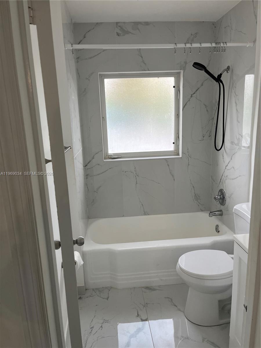 VICTORIA ISLES - Residential Lease