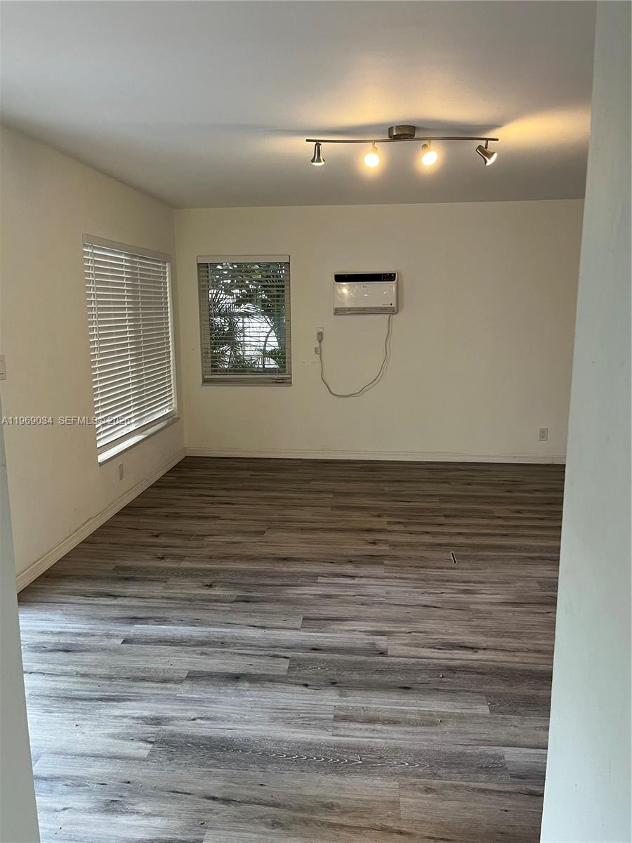 VICTORIA ISLES - Residential Lease