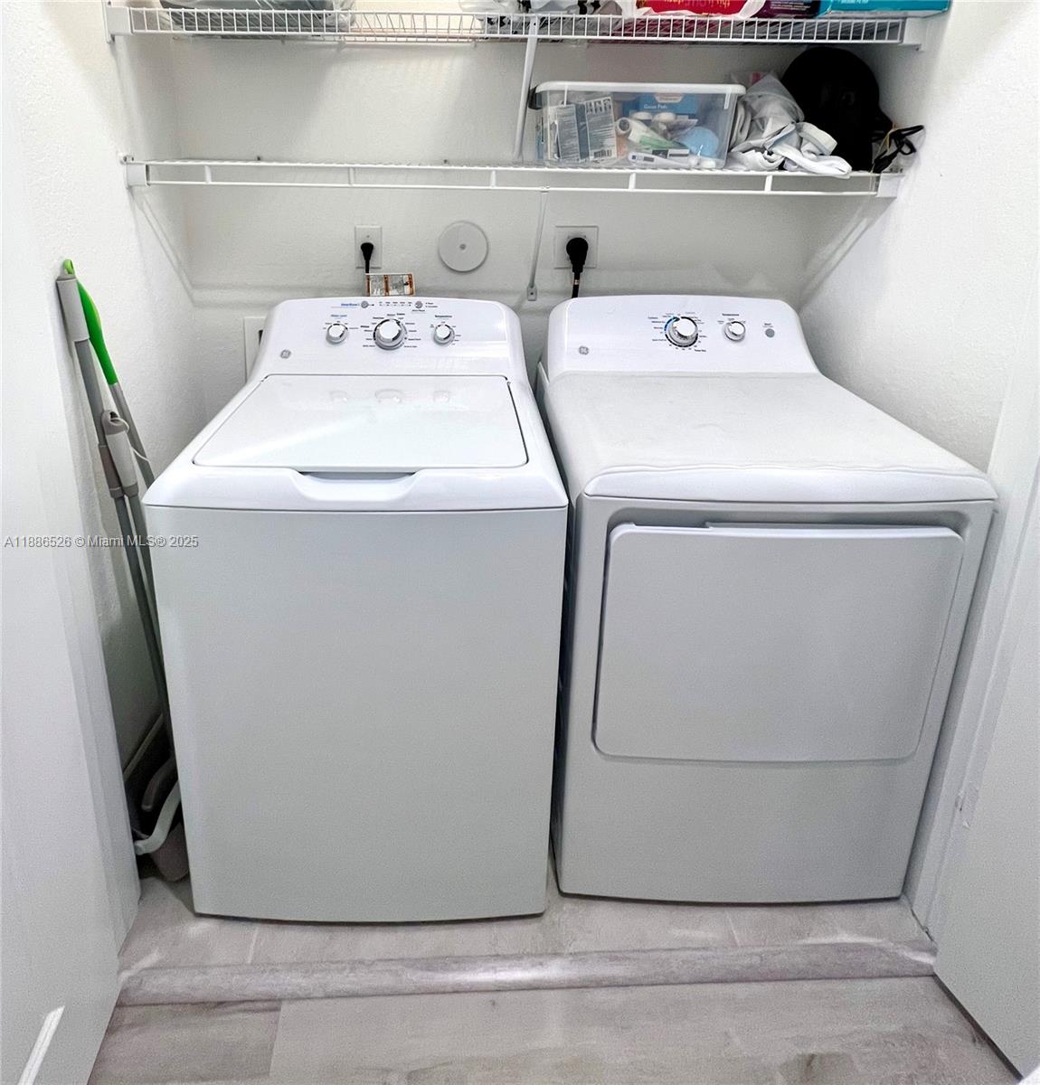 WALDEN PLACE - Residential Lease