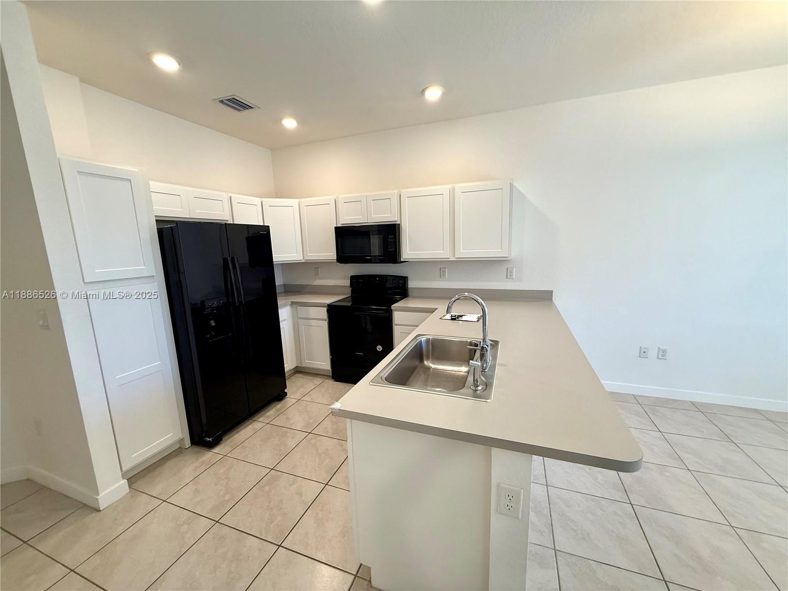 WALDEN PLACE - Residential Lease