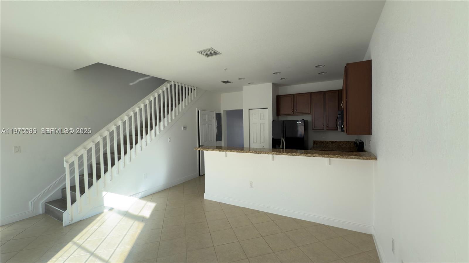 Cobblestone - Residential Lease