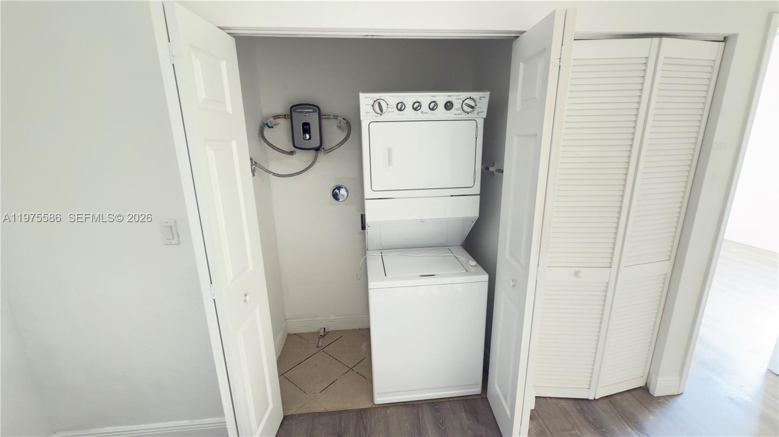 Cobblestone - Residential Lease