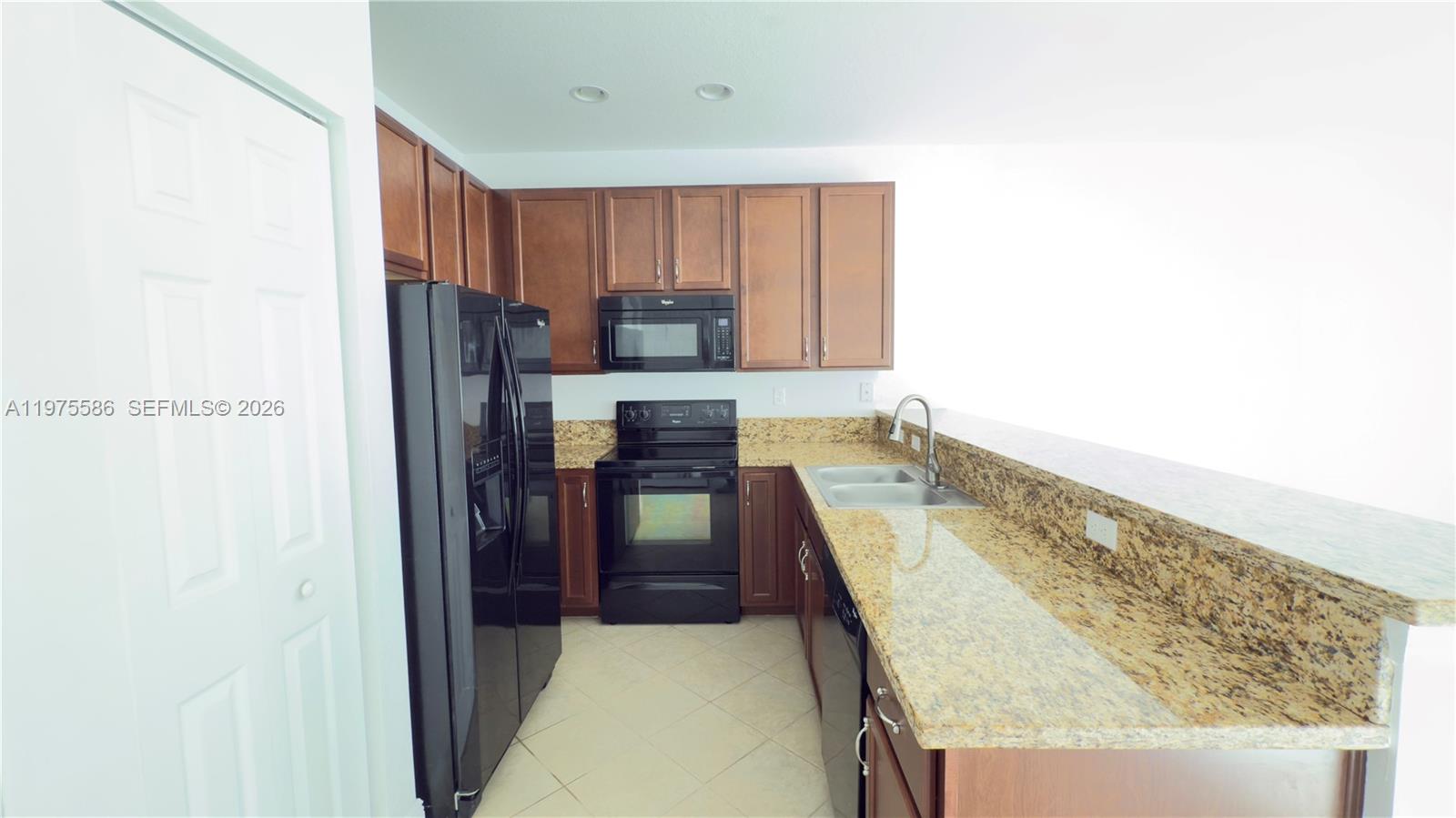 Cobblestone - Residential Lease